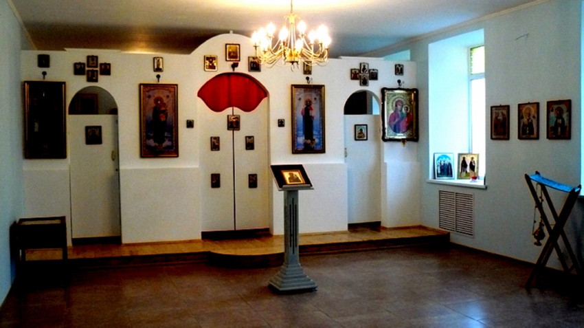 Храм в честь Смоленской иконы Божией Матери (закр. террит. Базы обеспечения учебного процесса Военной академии ВКО)