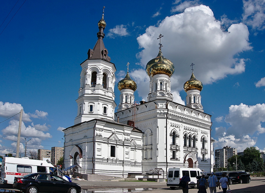 Церковь в честь блг. кн. Александра Невского (Привокзальная площадь)