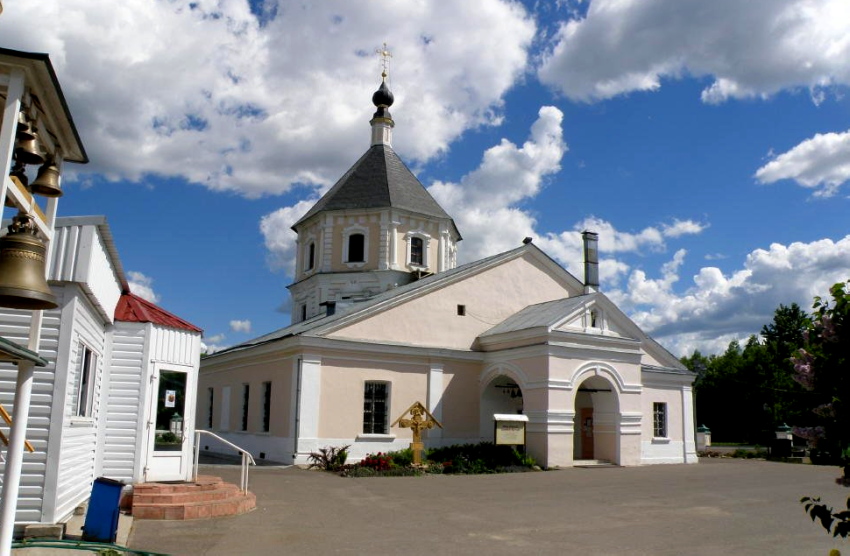 Церковь в честь Покрова Пресвятой Богородицы в г. Тверь