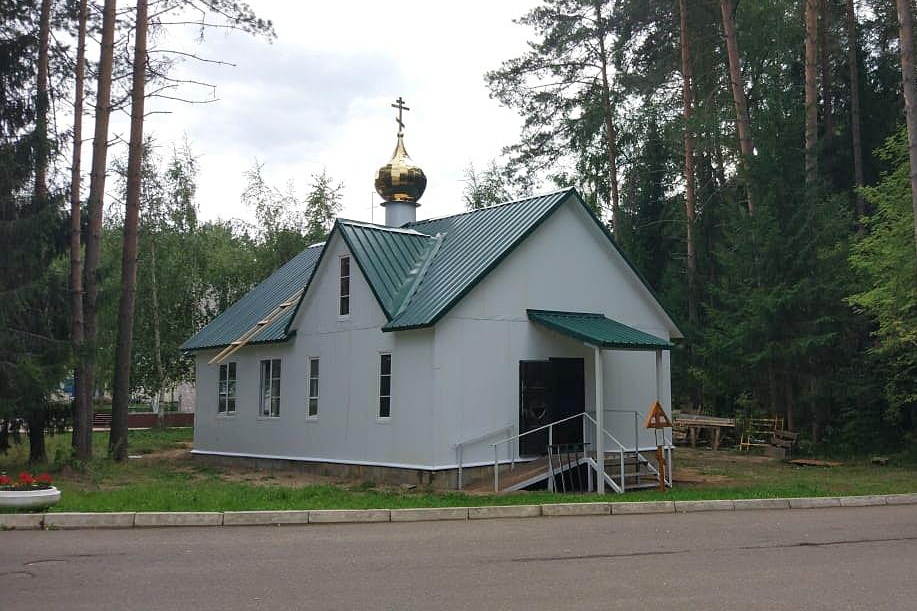Церковь в честь Благовещения Пресвятой Богородицы в п. Солнечный (Подворье Нило-Столобенской пустыни)