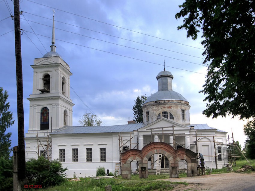 Церковь в честь Рождества Пресвятой Богородицы в с. Рождество