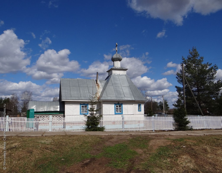 Храм-часовня в честь сщмч. Серафима (Чичагова) в д. Дубровка