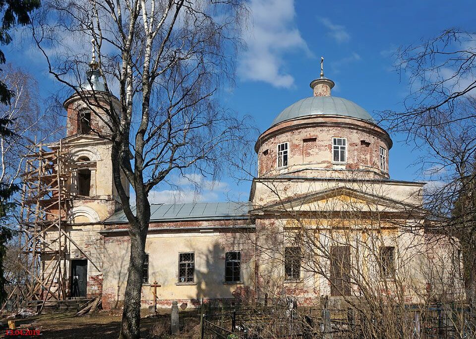Церковь в честь Покрова Божией Матери в д. Раменье