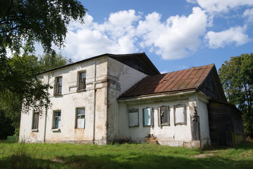 Церковь в честь Рождества Христова в с. Луковниково