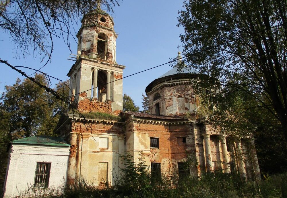 Церковь в честь Преображения Господня в д. Братково