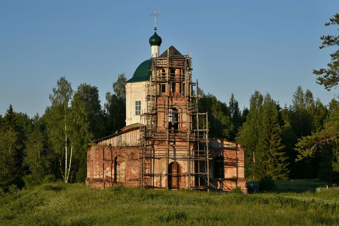 Церковь в честь Святителя Николая Мирликийского в урочище Горышино