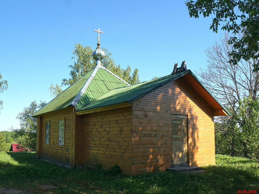 Часовня в честь Владимирской иконы Божией Матери в д. Березка