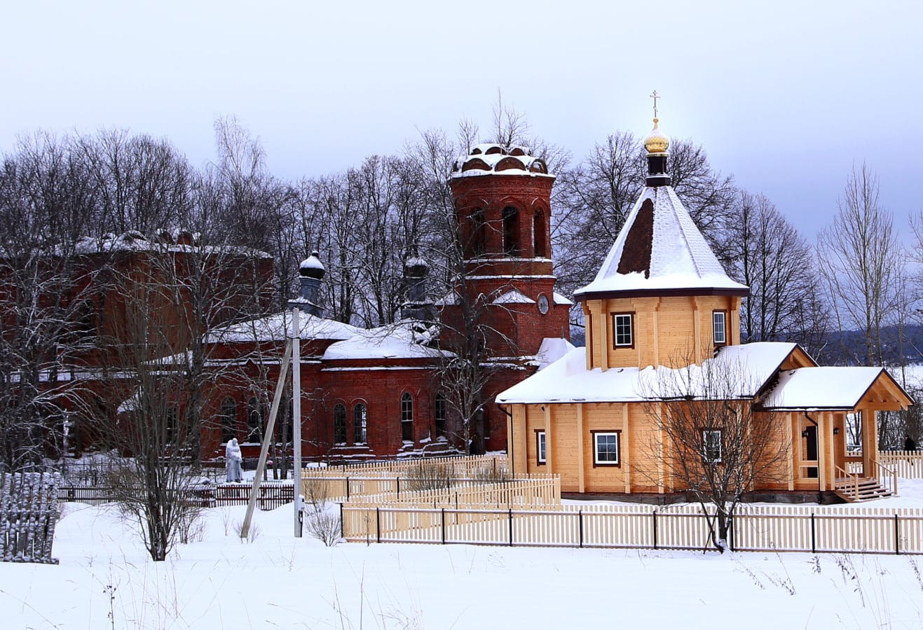 Церковь в честь Успения Пресвятой Богородицы в д. Ясенское