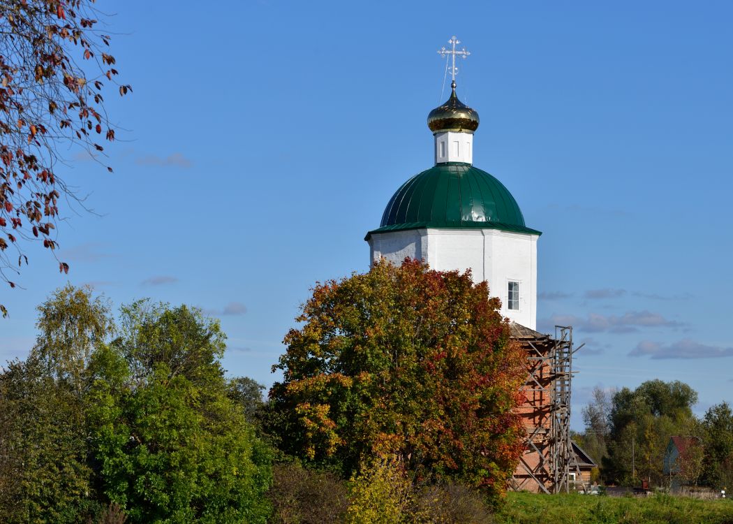 Церковь в честь Воскресения Христова в п. Селижарово