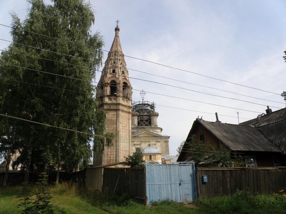 Колокольня собора в честь Воскресения Христова в г. Осташков