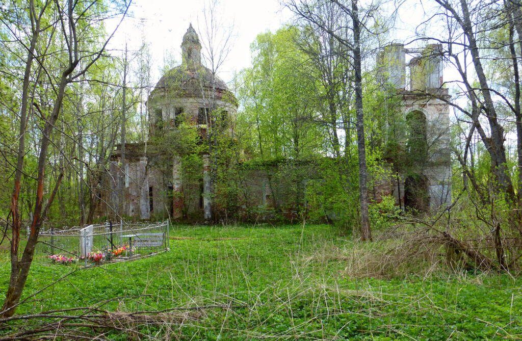 Церковь в честь Успения Пресвятой Богородицы в погосте Тереботунь