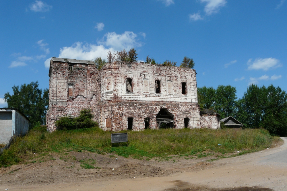 Церковь в честь Преображения Господня в с. Есеновичи