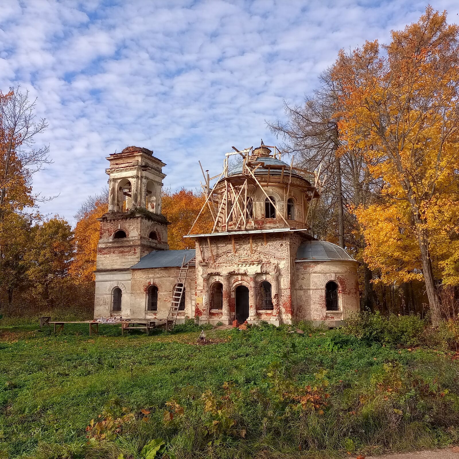Храм в честь Успения Божией Матери в д. Осипово